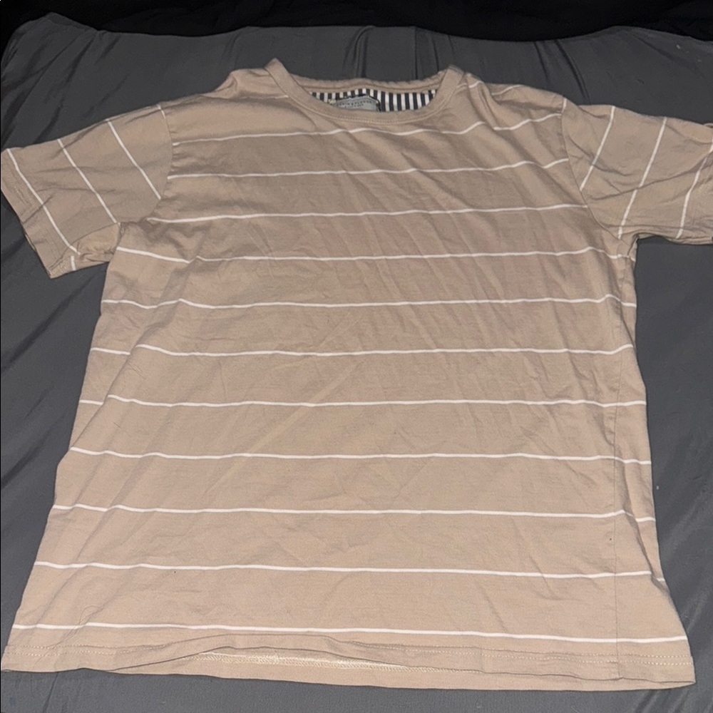 Men’s tan stripped shirt